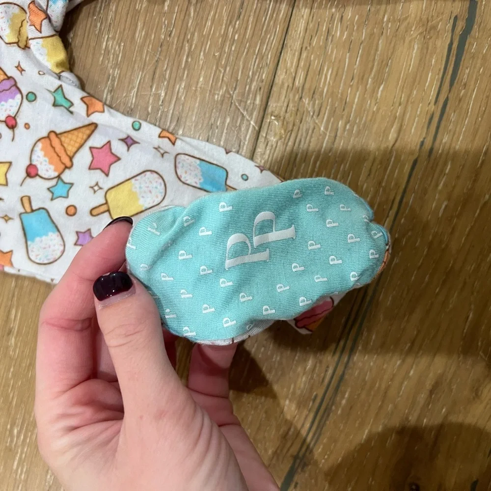 Posh Peanut ruffle butt onesie - size 6-9m - Picture 2 of 4